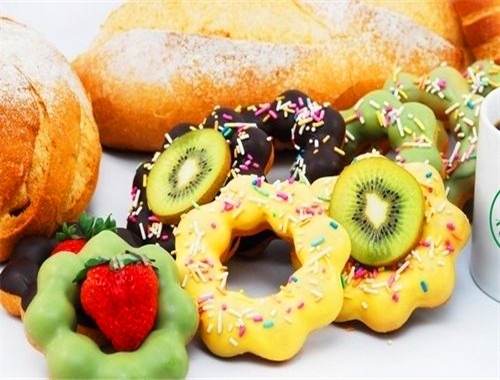 糖巢量販零食 品牌優勢顯著，廈門商貿背景下的創富選擇